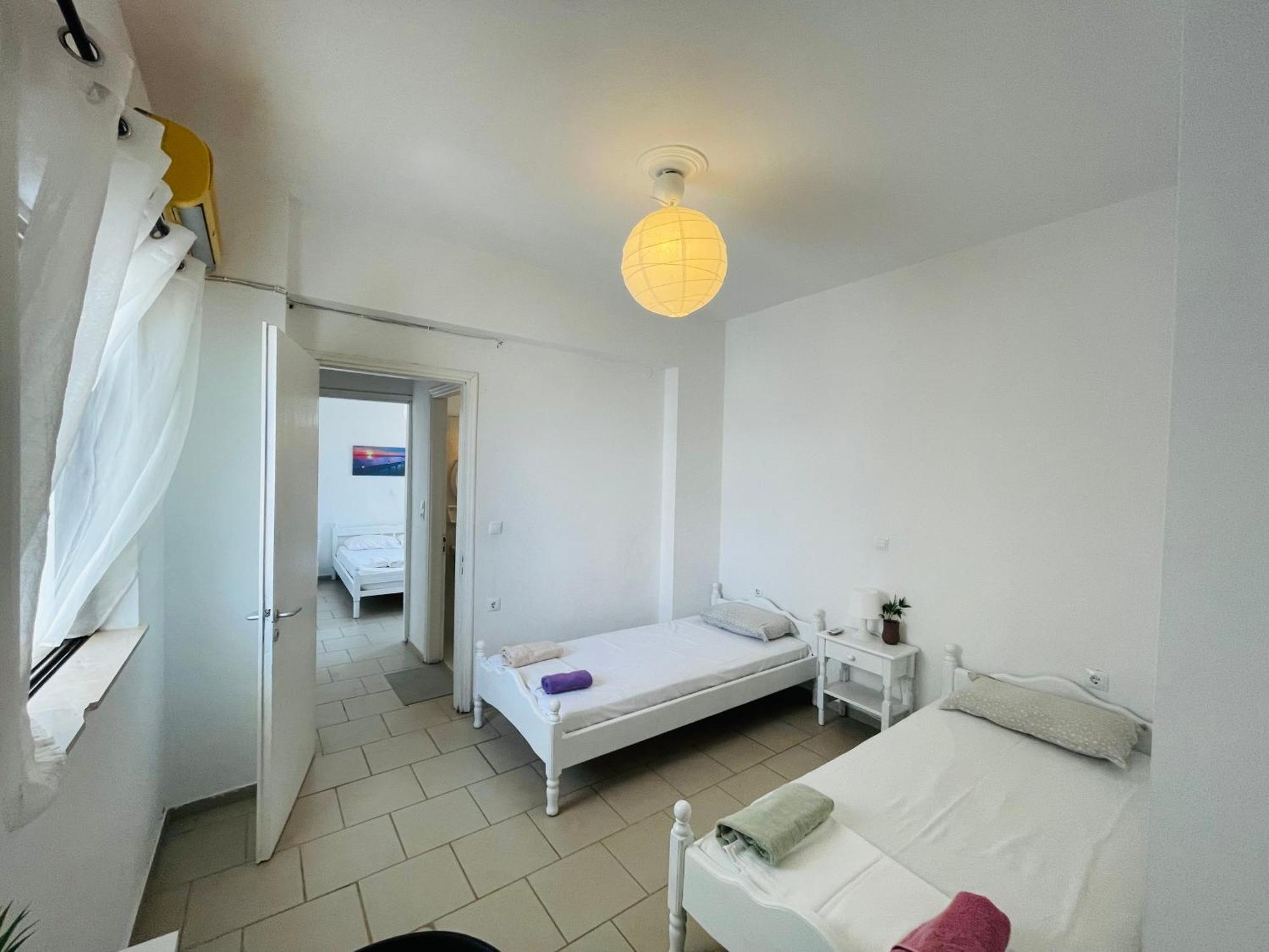 Apartment V